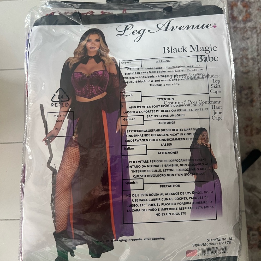 Leg Avenue Black Magic Babe Sanderson sisters hocus pocus Sarah costume